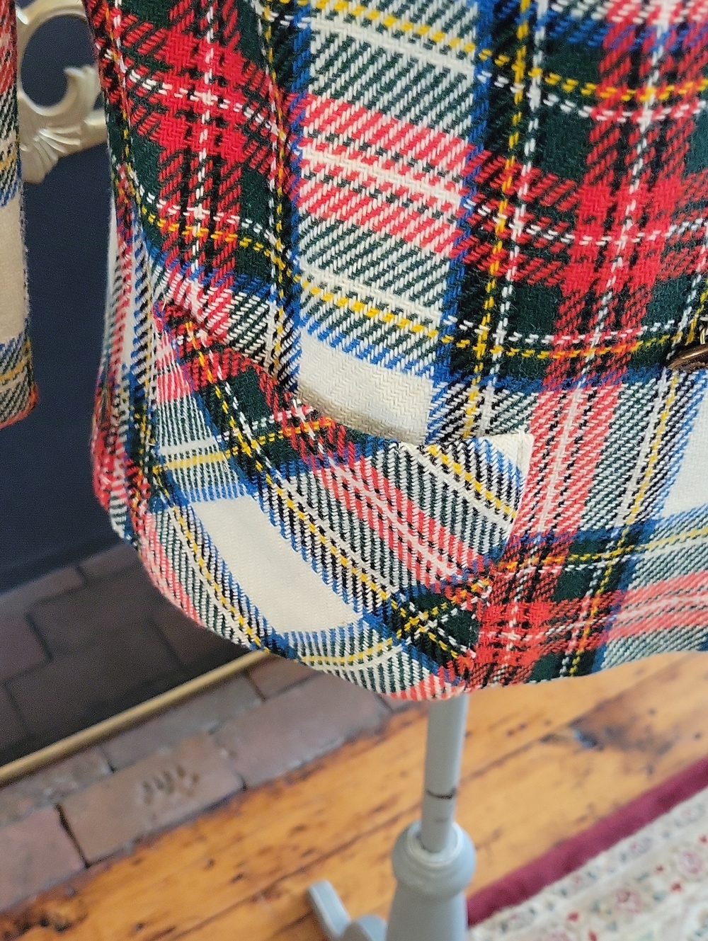 Vintage Double Brested Tartan Blazer - Picture 4 of 7